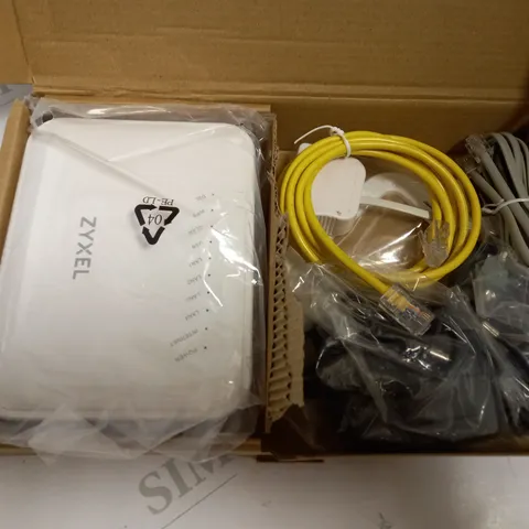 ZYXEL WIRELESS VDSL GATEWAY - WHITE