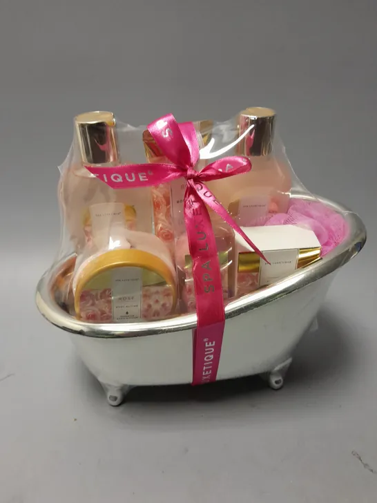 SPA LUXETIQUE BATH THEMED 7-PIECE BEAUTY SET