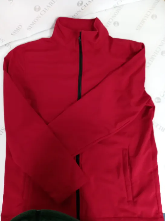 REGATTA PROFESSIONAL ABLAZE PRINTABLE SOFTSHELL JACKET IN CLASSIC RED - L