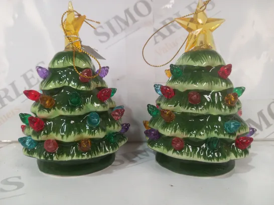 BOXED SET OF TWO CHRISTMAS TREE BAUBLE DECORATIONS