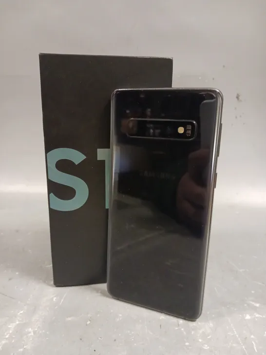 BOXED SAMSUNG GALAXY S10 SMARTPHONE 