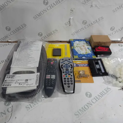 LOT OF ASSORTED ITEMS TO INCLUDE REMOTE CONTROLS, RADIATOR KEYS AND KEYRINGS