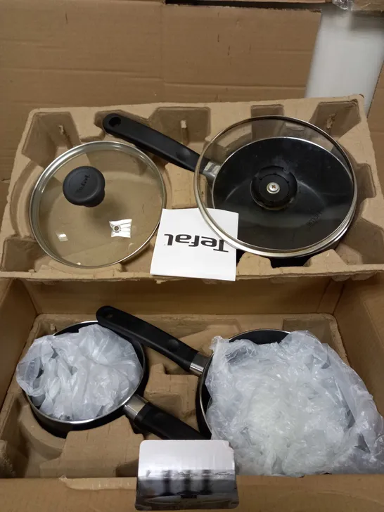 TEFAL ESSENTIAL COOKWARE SET