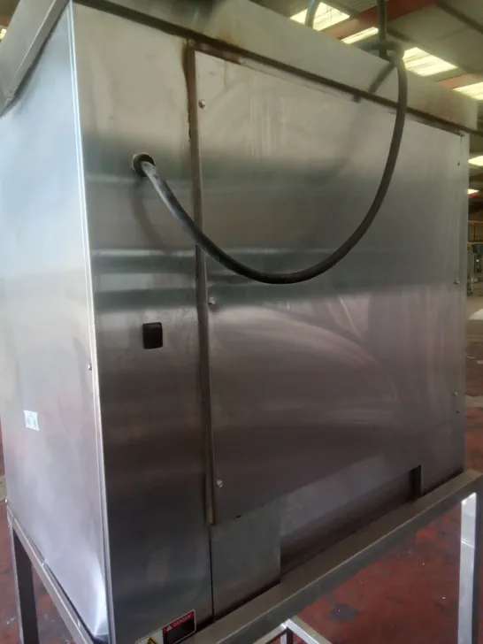 COMMERCIAL BKI SINGLE ROTISSERIE OVEN