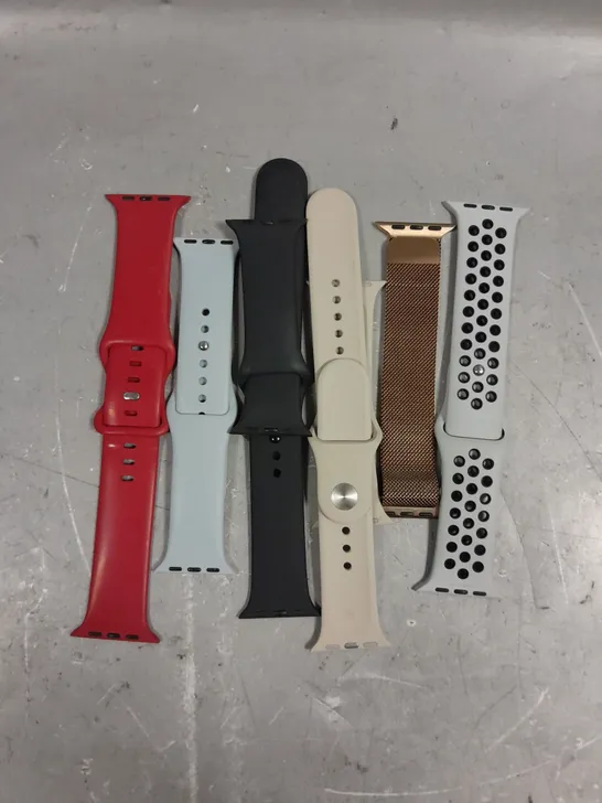 LARGE ASSORTMENT OF SMARTWATCH STRAPS IN VARIOUS DESIGNS	