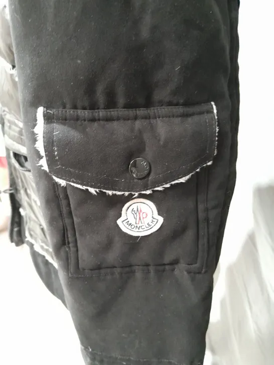 MONCLER BLACK AND WITH PADDED JACKET - SIZE 1