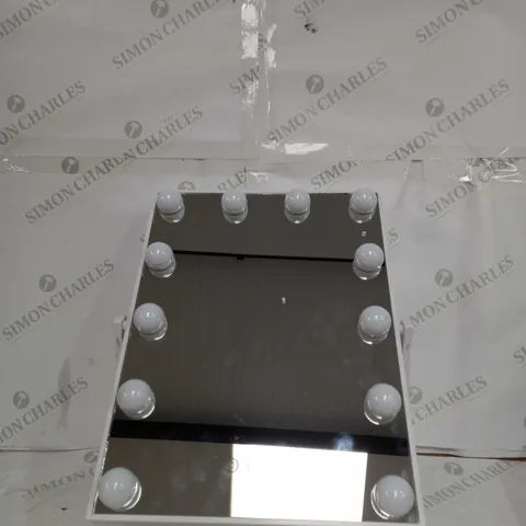 BOXED MIRROR WITH 12 LEDS 