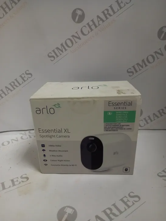 BOXED ARLO ESSENTIAL XL SPOTLIGHT CAMERA