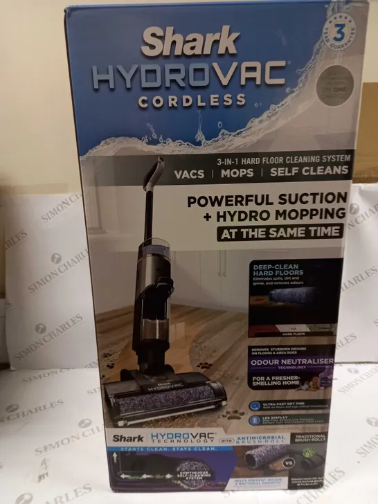 BOXED SHARK HYDROVAC HARD FLOOR WET & DRY CORDLESS CLEANER WD210UK