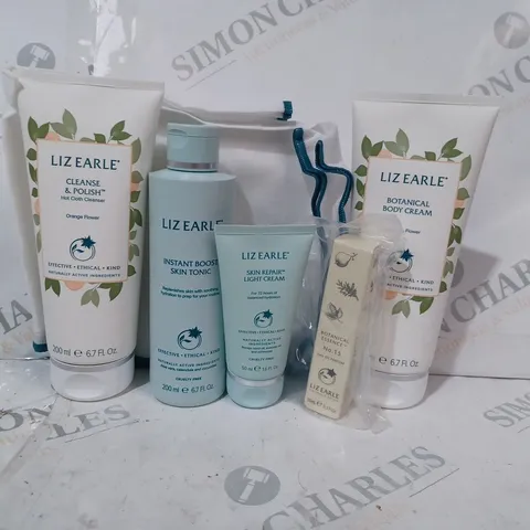 BOXED LIZ EARLE BOTANICAL BODY CARE SET