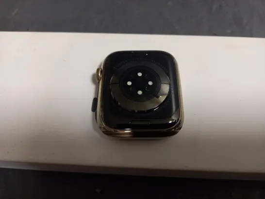 APPLE WATCH SERIES 7 45MM 