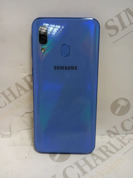 SAMSUNG GALAXY A40