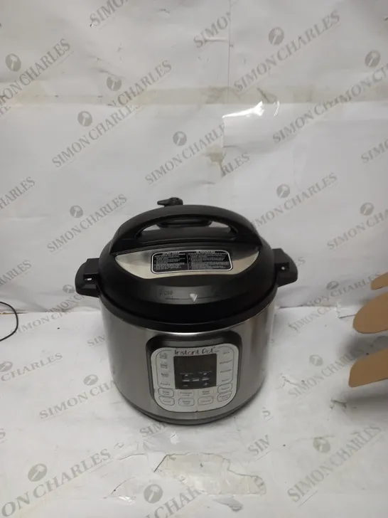 INSTANT POT DUO SMART PRESSURE COOKER