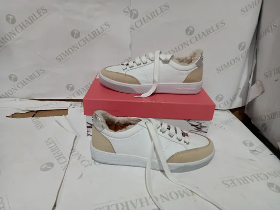 BOXED PAIR OF WHITE/BEIGE TRAINERS - SIZE 6