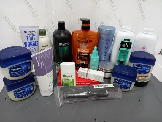 APPROXIMATELY 20 ASSORTED COSMETICS ITEMS TO INCLUDE TRESEMME SHAMPOO & CONDITIONER (900ml), THE ORDINARY MULTI-PEPTIDE EYE SERUM (15ml), AVEENO DAILY MOISTURISING BODY WASH (500ml), ETC