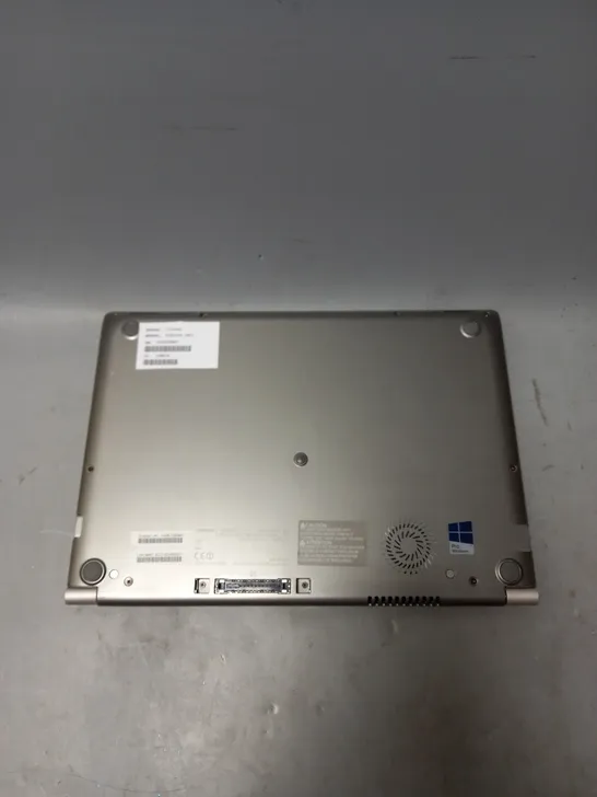 TOSHIBA PORTEGE 230-C LAPTOP IN SILVER