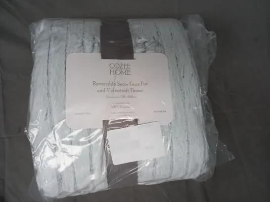 BOXED COZEE HOME REVERSIBLE SNOW FAUX FUR AND VELVETSOFT THROW