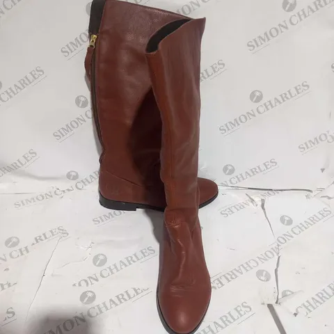 RED OR DEAD BROWN BOOTS SIZE 37