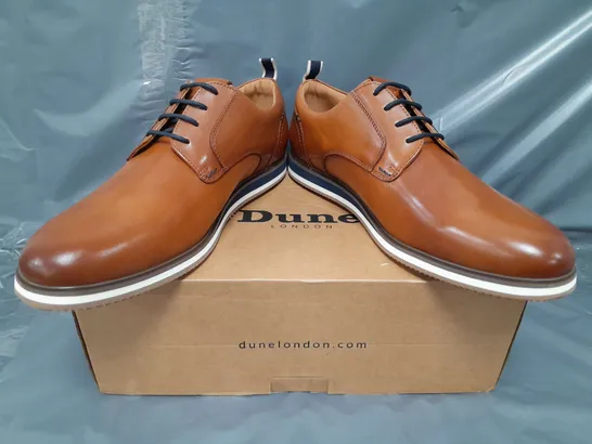 BOXED PAIR OF DUNE LONDON 511 SHOES IN TAN SIZE 10