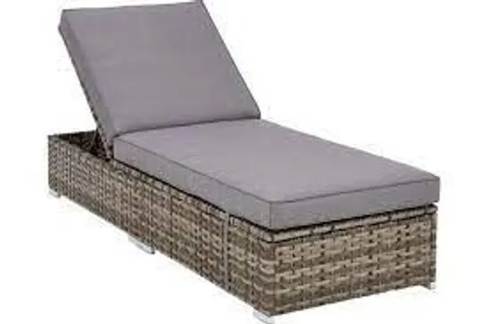 BOXED GRADE 1 ARUBA LOUNGER  RRP £249.99