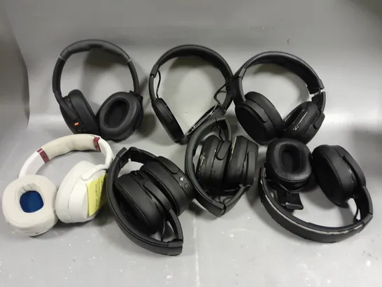 7 X UNBOXED SKULLCANDY WIRELESS HEADPHONES	