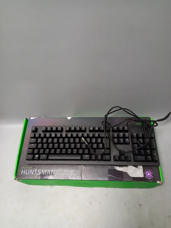 BOXED RAZER HUNTSMAN OPTO-MECHANICAL GAMING KEYBOARD