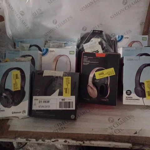 GROUP OF APPROX 15 WIRED AND WIRELESS HEADPHONES AND HEADSETS TO INCLUDE ONN, BLACKWEB, ASDATECH ETC