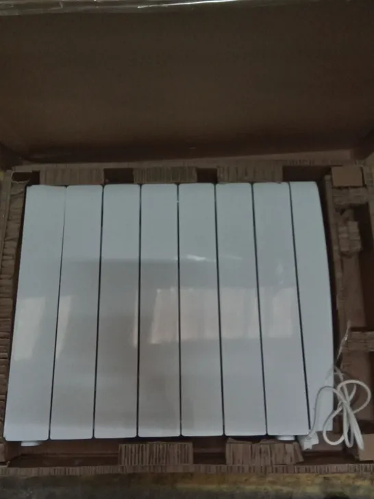 BOXED WARM HOME CERAMIC RADIATOR 2000W ( WHITE ) 