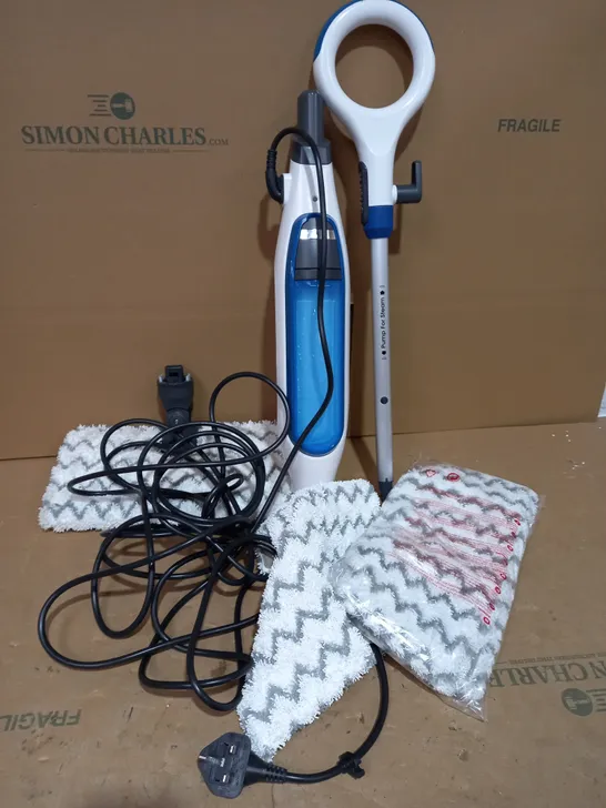 SHARK KLIK AND FLIP STEAM MOP