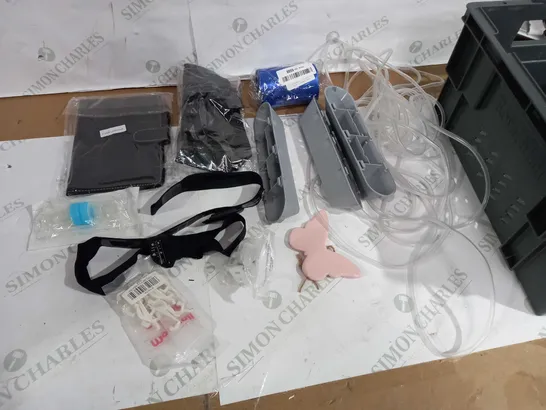 LOT OF APPROX 10 ASSORTED ITEMS TO INCLUDE TABLET CASE, PUMP BOTTLE, TUBING ETC