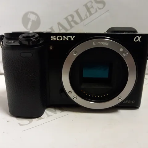 SONY AX6000 CAMERA WITH ACCESSORIES INCLUDING SONY SEL55210