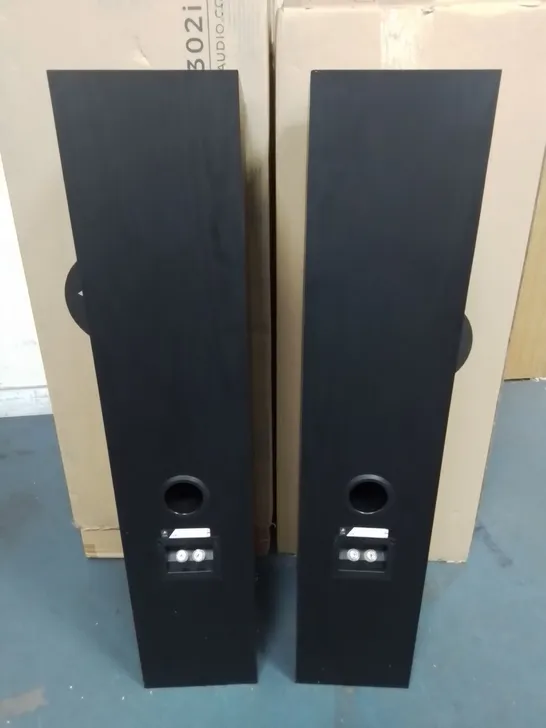 FYNE AUDIO F302I SPEAKER PAIR - 2 BOXES