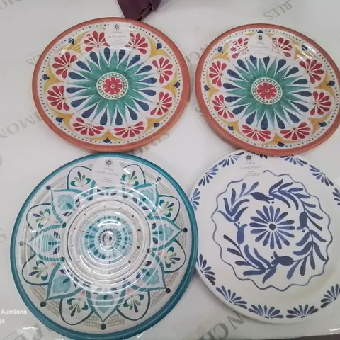 BOXED SET OF 4 SALAD PLATES