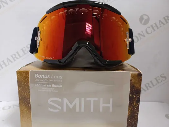 SMITH CHROMAPOP EVERYDAY RED MIRROR GOGGLES WITH CLEAR ANTI FOG LENS INCLUDED