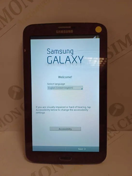 SAMSUNG GALAXY TAB 3 - RED SM-T211