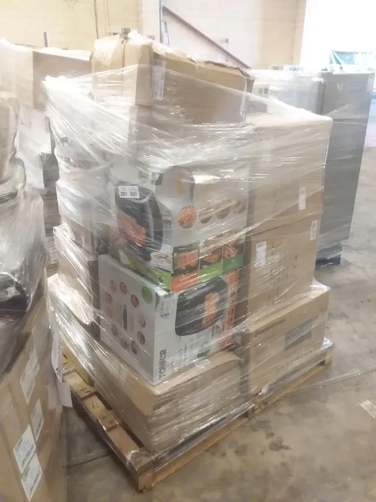 PALLET OF APPROXIMATELY 15 ASSORTED ITEMS INCLUDING: