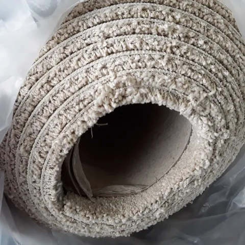 ROLL OF QUALITY SANDY LAKE 741 SILVER SANDS CARPET APPROXIMATELY 4×4M