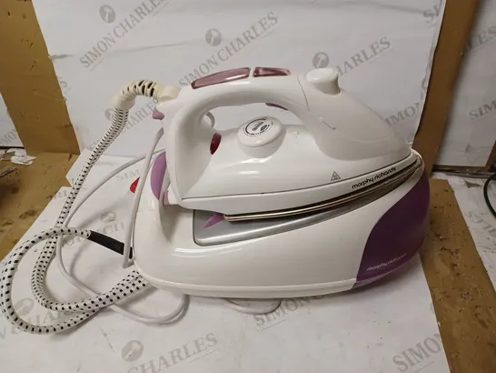 MORPHY RICHARDS JET STEAM GENERATOR IRON PINK/WHITE