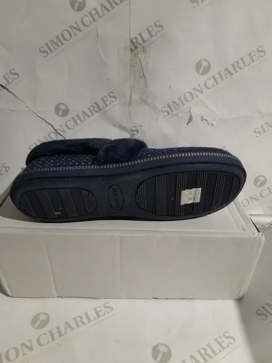 SKETCHERS COZY SLIPPERS - NAVY - SIZE 7