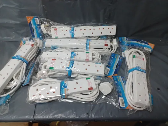 LOT OF 7 EXTENSION PLUG SOCKETS 2 SIZES WHITE