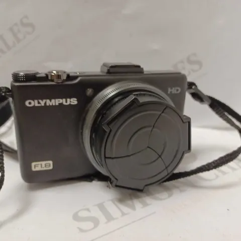 OLYMPUS XZ-1 10 MEGAPIXEL CAMERA