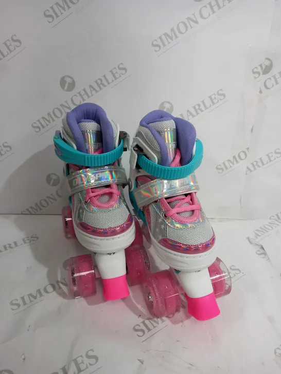 OLYSPM ROLLER SKATES FOR KIDS WITH LIGHT UP WHEELS - SIZE XS 