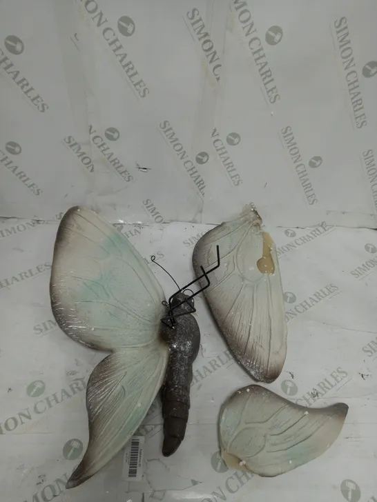 HOME2GARDEN LARGE GARDEN BUTTERFLY DECOR SOFT METALLIC - ONE WING BROKEN