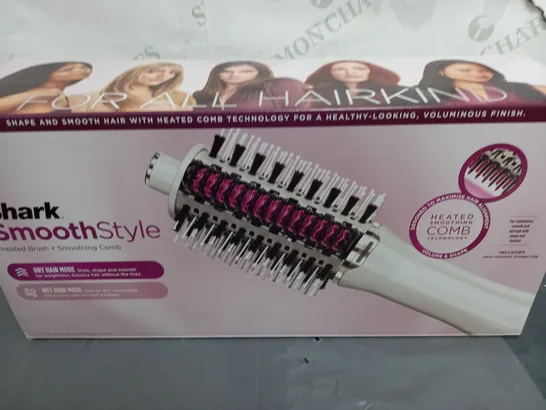 BOXED SHARK SMOOTHSTYLE HOT BRUSH & SMOOTHING COMB