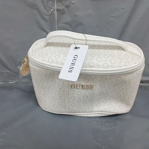 GUESS FILMORE TRAVEL BAG IN WHITE 