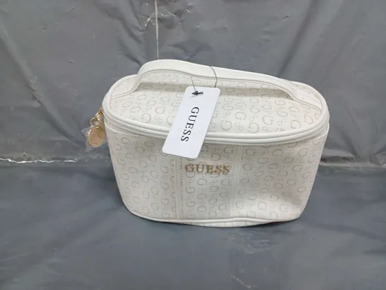 GUESS FILMORE TRAVEL BAG IN WHITE 