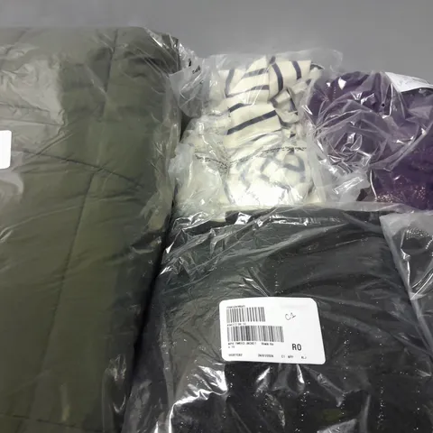 BOX OF APPROXIMATELY 10 CLOTHING ITEMS TO JUMPER TOPS AND JACKETS 