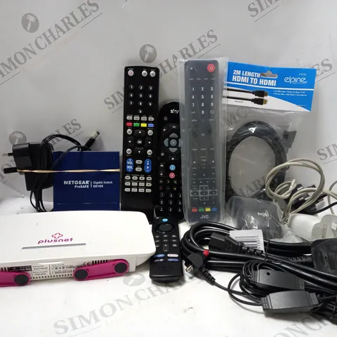 BOX OF APPROX 20 ASSORTED ELECTRICAL ITEMS TO INCLUDE PLUSNET HUB ONE BOX, FIRE TV REMOTE, JVC REMOTE CONTROL. ETC 