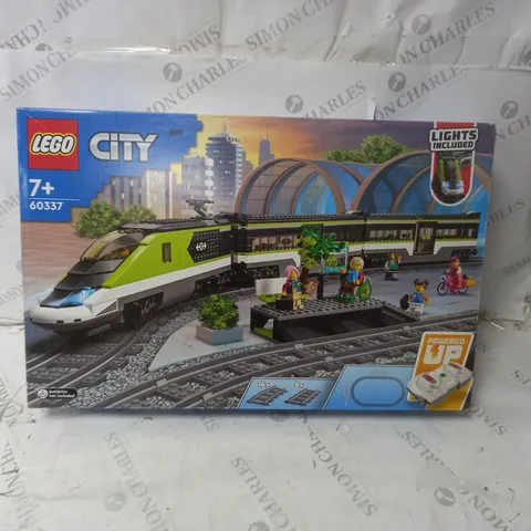 BOXED LEGO CITY EXPRESS PASSENGER TRAIN 60337 7+