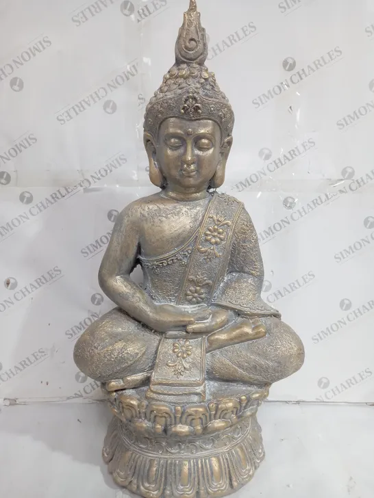 SITTING BUDDHA STATUE